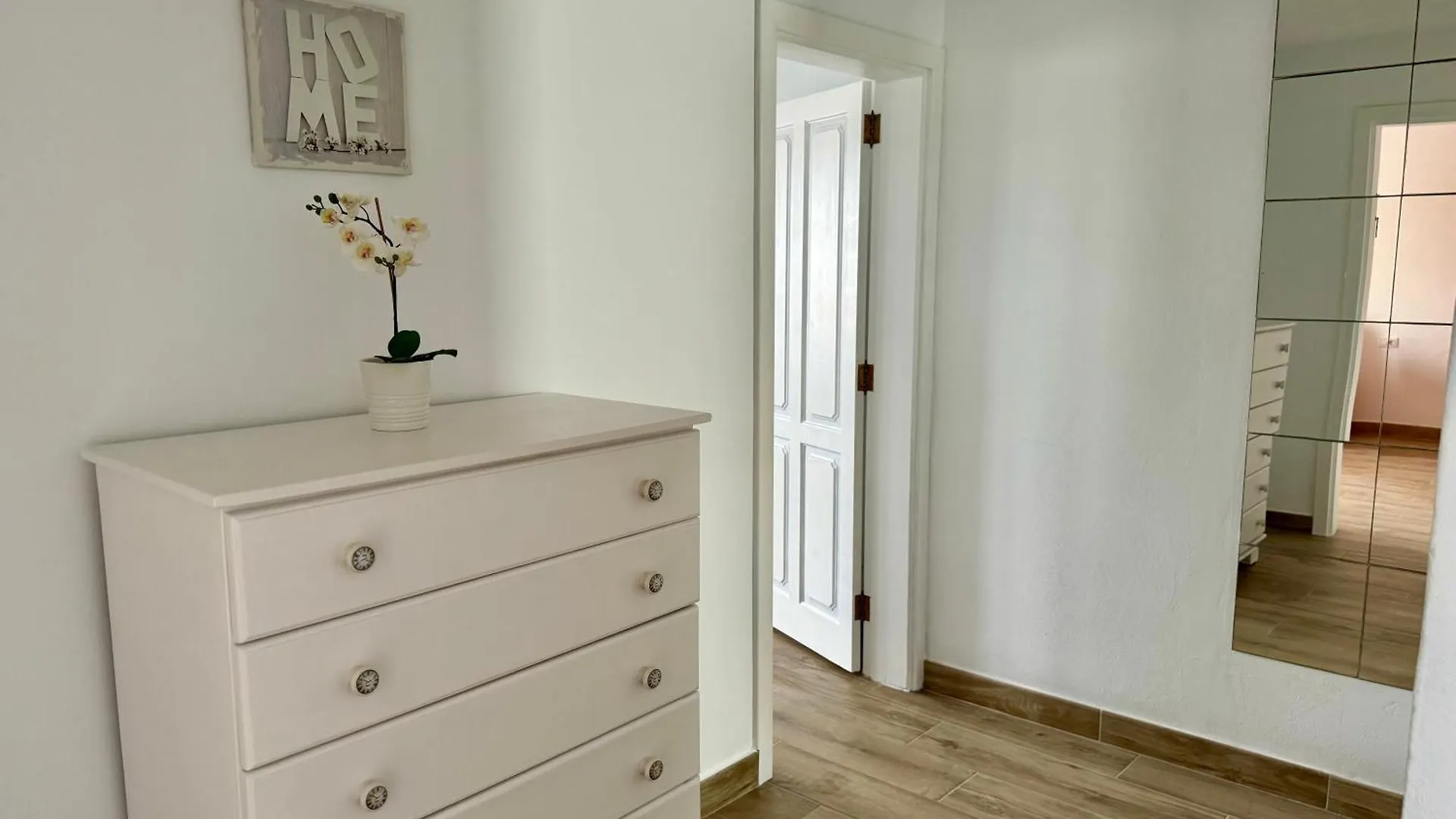 Apartment Apartamento Luna By Vulcano Homes Nazaret